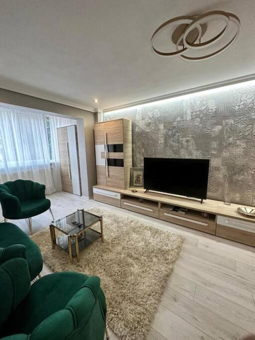 Stylish Apartment In Dambu เตอร์กู-มูเรช ภายนอก รูปภาพ